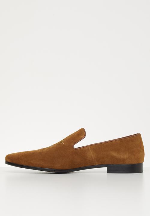POLO - Jacob suede pony slip on - tan