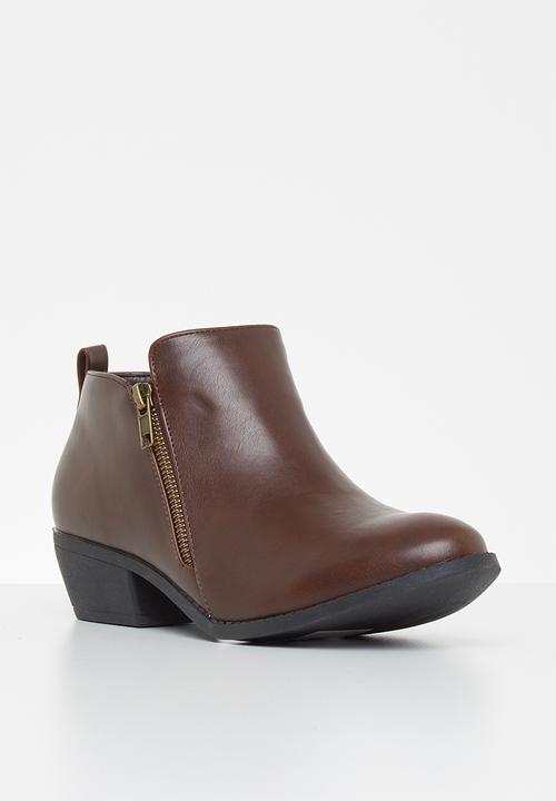 Jada - Side zip bootie - dark brown