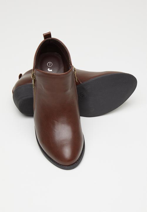 Jada - Side zip bootie - dark brown