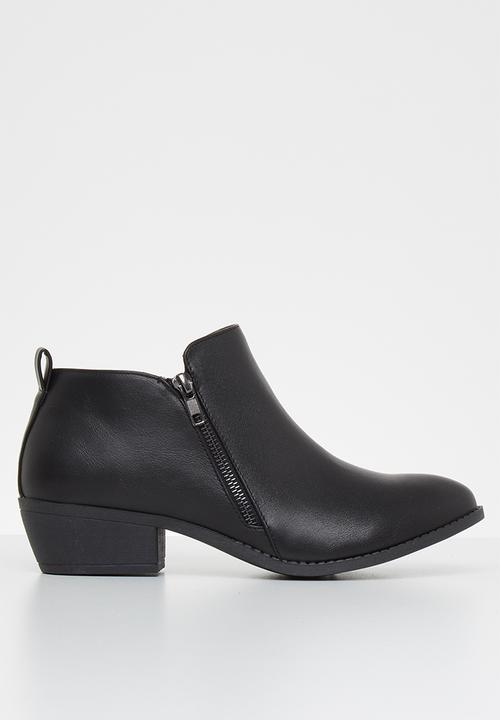 Jada - Side zip bootie - black
