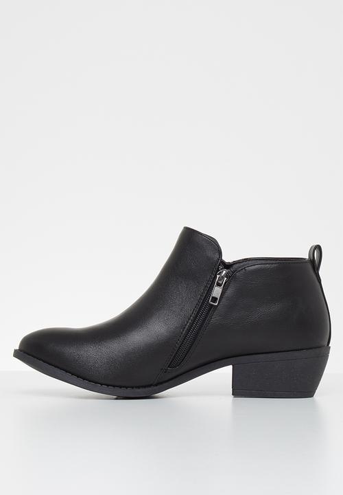 Jada - Side zip bootie - black