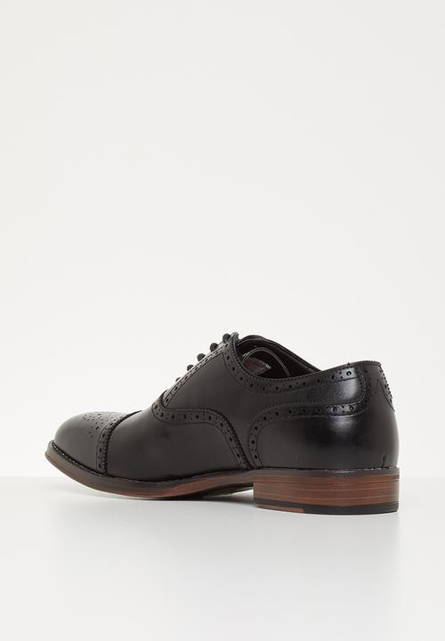 Steve Madden - Mjaplin - black