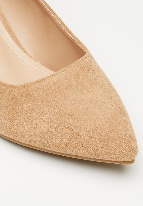 Jada - Faux suede heel - beige
