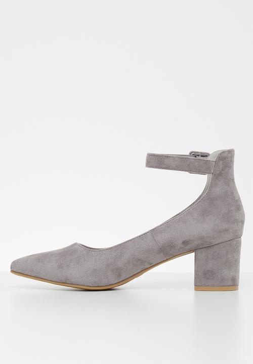 Jada - Faux suede heel - grey