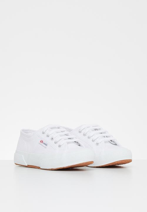 SUPERGA - Classic canvas - white