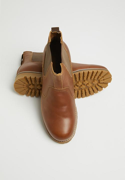 JEEP - Heavy cleat leather chelsea boot - tan