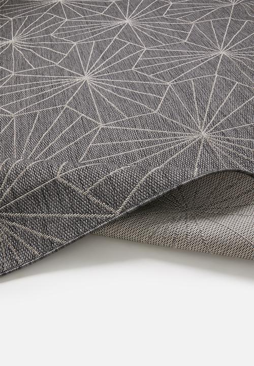 Hertex Haus - Hexter woven outdoor rug - gunmetal