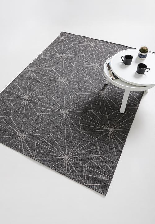 Hertex Haus - Hexter woven outdoor rug - gunmetal