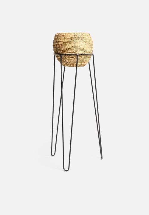 Sixth Floor - Banjar standing planter - black & brown