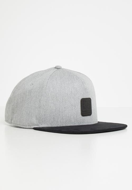 DC - Brackers trucker - grey