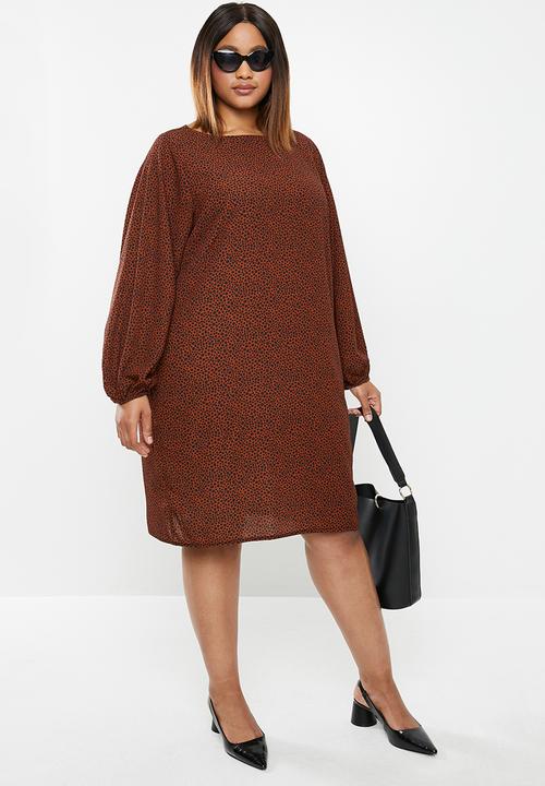 edit Plus - Cuffed balloon sleeve shift dress (plus) - rust & black