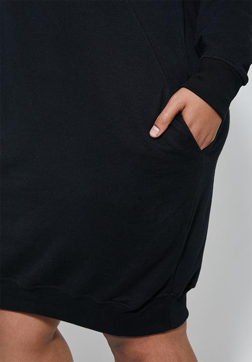 Superbalist - Cutline highneck fleece dress - black
