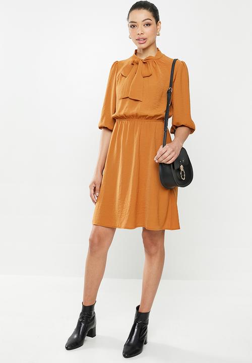 edit - Kitty bow fit & flare dress - rust