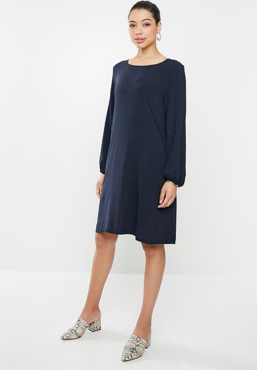 navy shift dress with sleeves