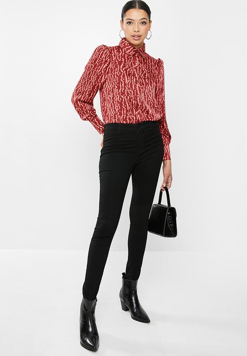 Glamorous - Claret abstract print shirt- red