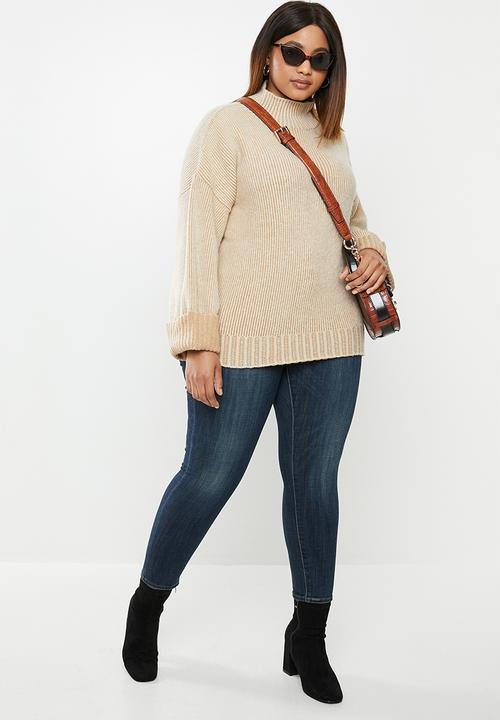 edit Plus - Ribbed balloon boxy knit - neutral