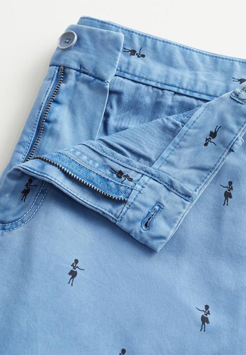 MANGO - Tinosh bermuda shorts - light/pastel blue