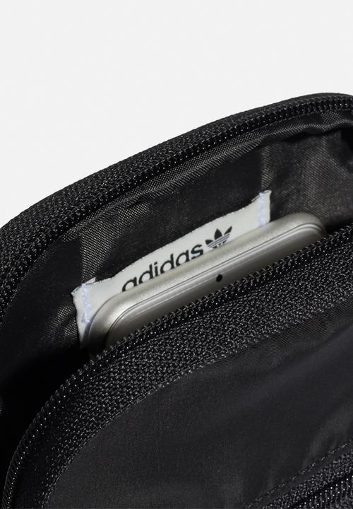 adidas Originals - Graphics festival bag - black