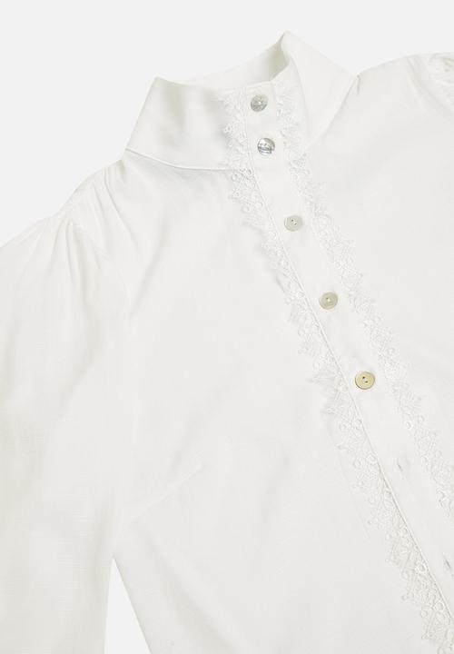 Glamorous - Petite high neck shirt - white