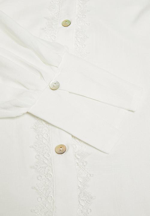 Glamorous - Petite high neck shirt - white