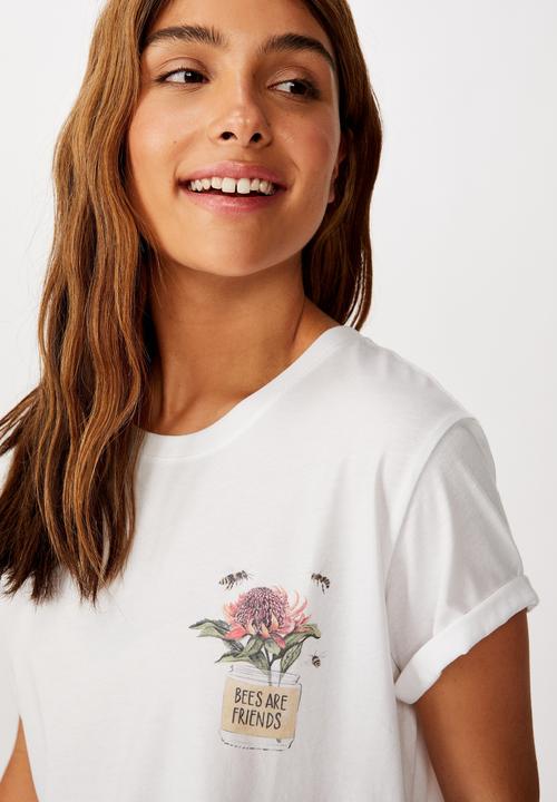 Cotton On - Classic arts T-shirt bees are friends - white