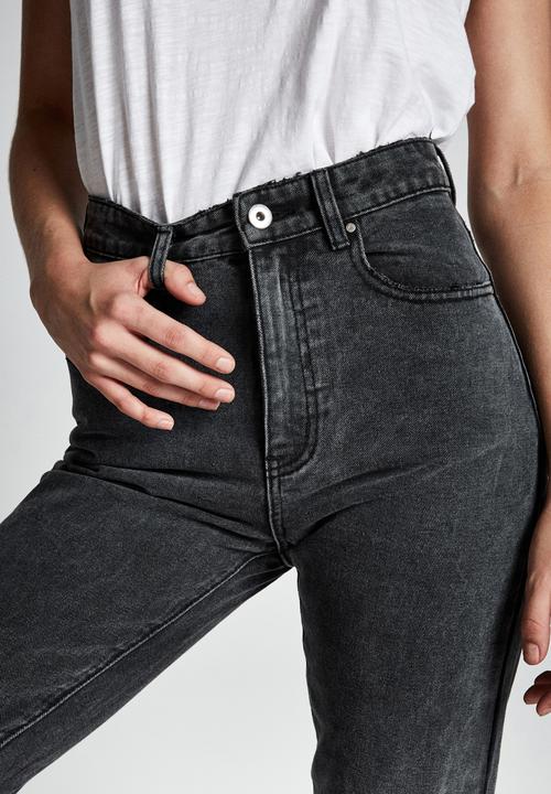 Cotton On - Mom jean - super washed black