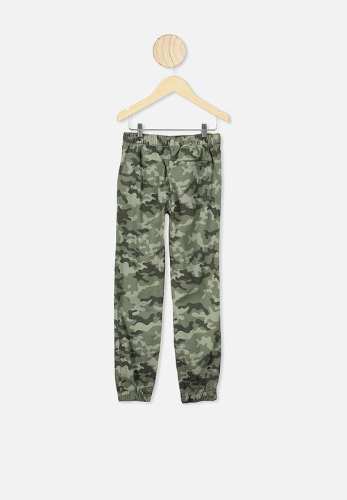 Free by Cotton On - Downtown jogger - green 