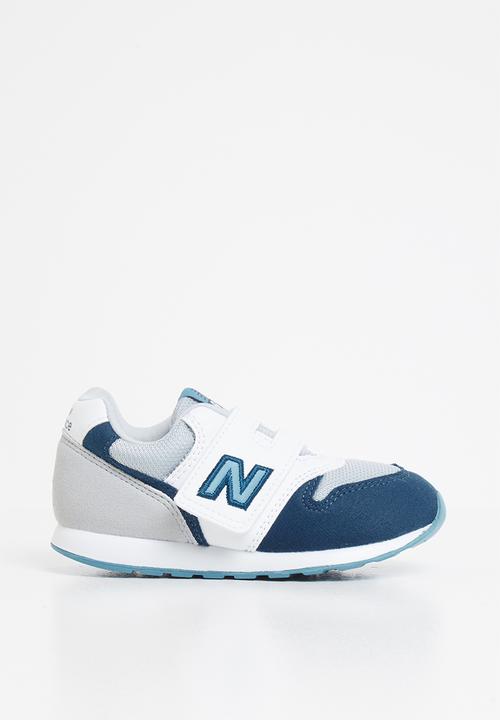 New Balance  - Infants iz996 v2 sneaker - cadet blue