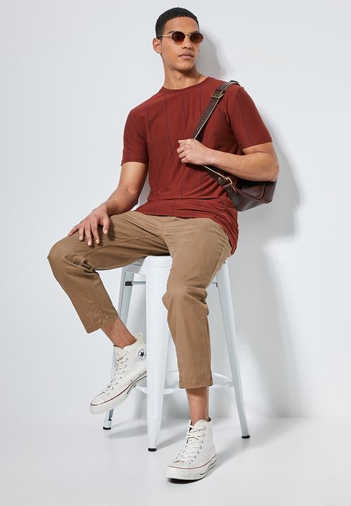 Superbalist - Nate vertical stripe tee - burgundy & navy