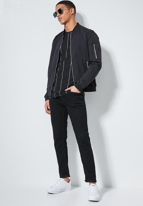 Superbalist - Nate vertical stripe tee - black & white 