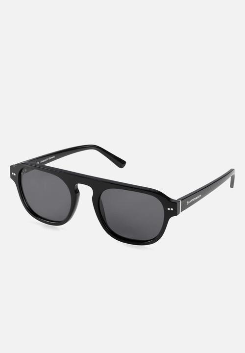 Kapten & Son - Chicago - all black