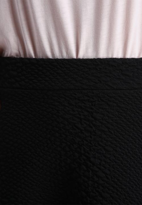 Vero Moda - Sculpture Midi Skirt
