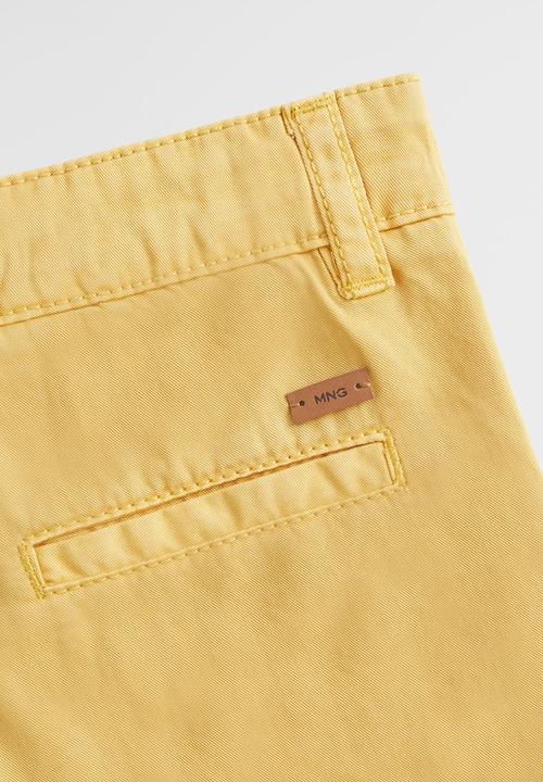 MANGO - Bermuda shorts berchi6 - yellow