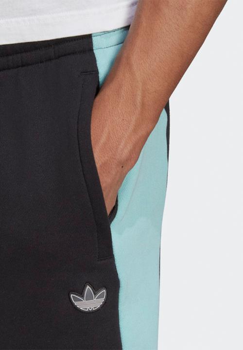 adidas Originals - Panel shorts - black