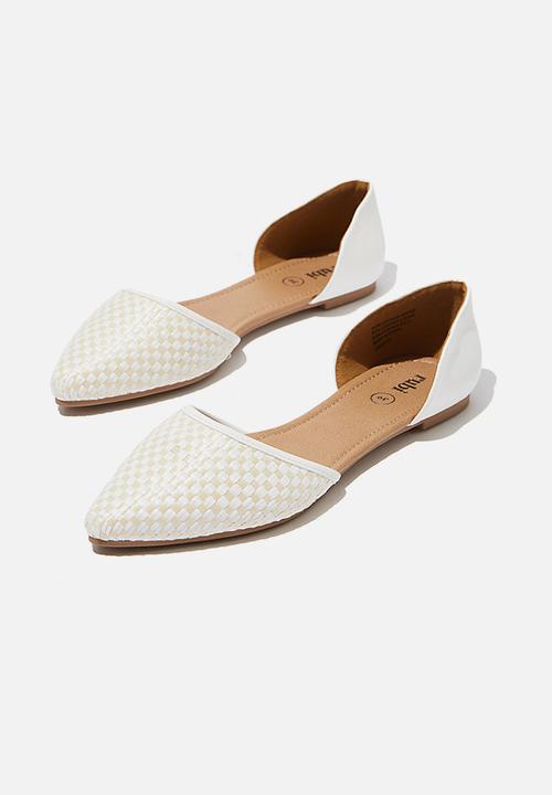Cotton On - Bobbi cut out point - white
