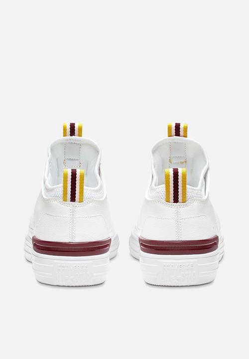 Converse - Chuck Taylor All Star ultra leather and mesh - white & team red