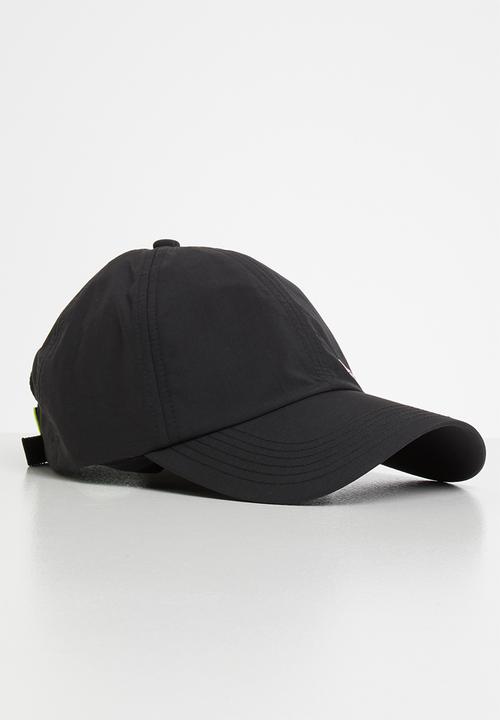 PUMA - Ws shift cap - black