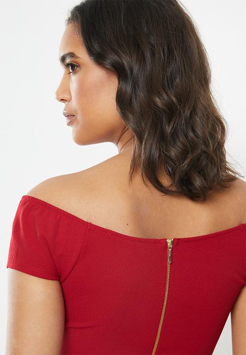 SISSY BOY - Girl boss: asymmetric midi dress - deep red