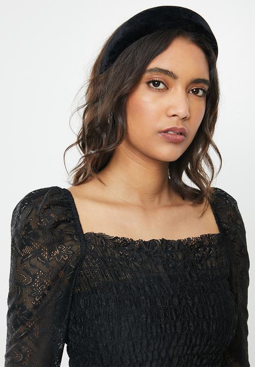 Vero Moda - Alba long sleeve square neck top - black