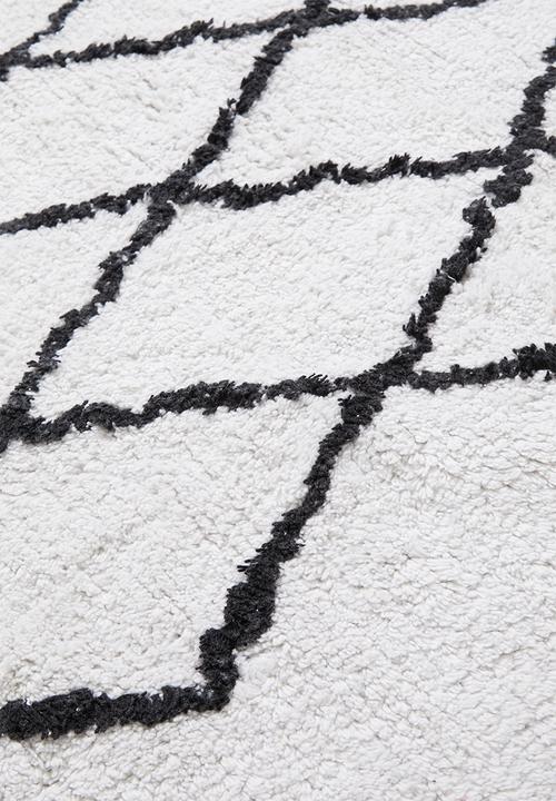 Sixth Floor - Diamond tufted rug - cream & black