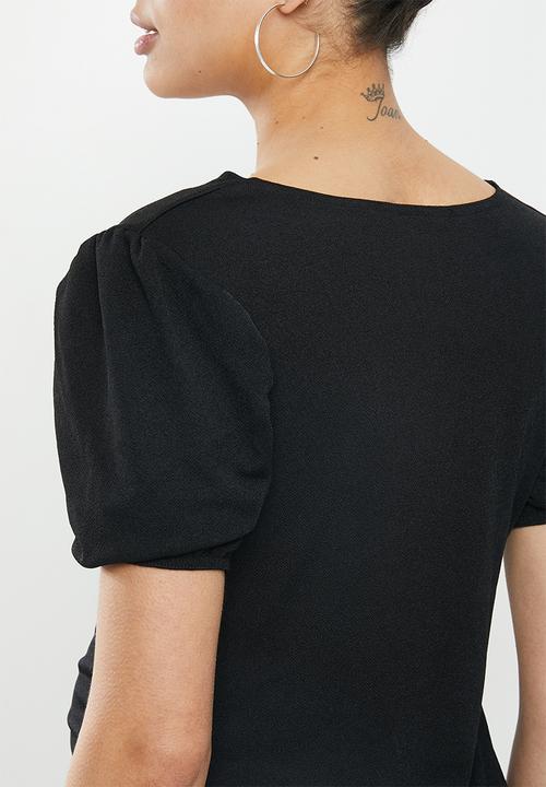 Missguided - Maternity plain print short milkmaid sleeve top - black