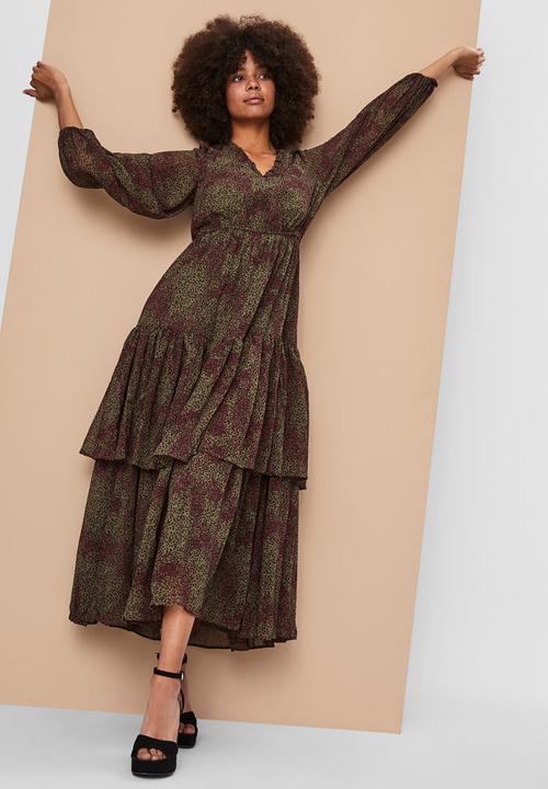 Vero Moda - Cassie long sleeve layer maxi dress vip - beetle cassie