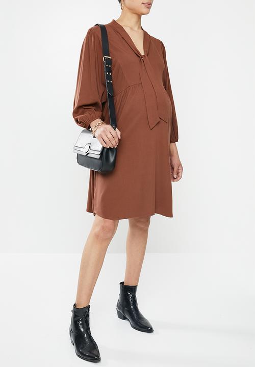 Superbalist - Maternity Babydoll neck tie dress - rust