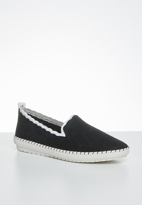 Butterfly Feet - Remedy slip-on - black