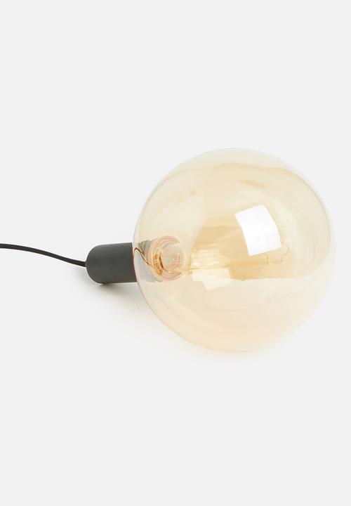 Sixth Floor - Rn simple pendant - black & gold