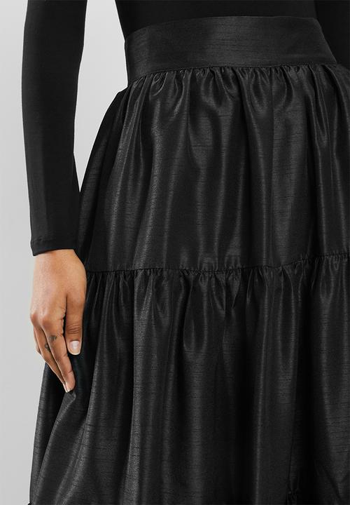 MILLA - Tiered maxi skirt - black