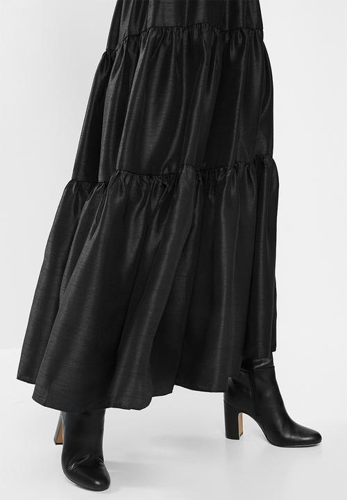 MILLA - Tiered maxi skirt - black