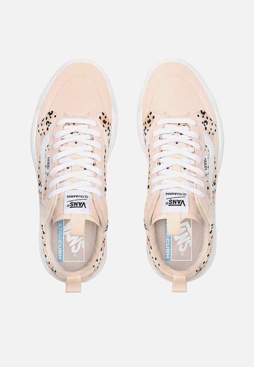 Vans - Ultrarange EXO - (Leila Hurst) tiny animal