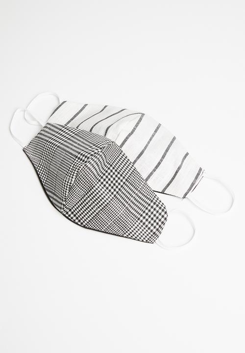 Superbalist - Reversible 2 pack mask - white & black 