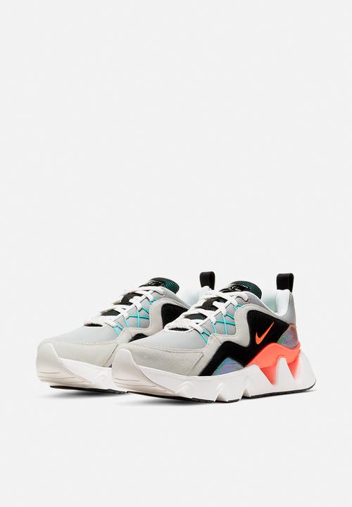 Nike - Ryz 365 -  light bone / sail / black / hyper crimson
